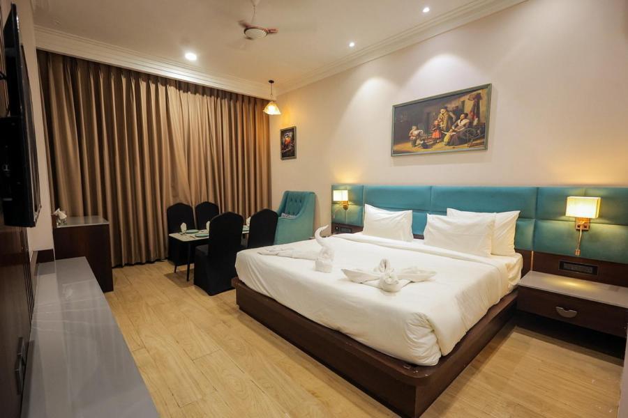 Hotel Midas Inn Mathura Exterior photo
